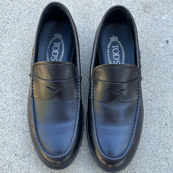 Tod's Black Leather Loafers - Picture 1 of 12